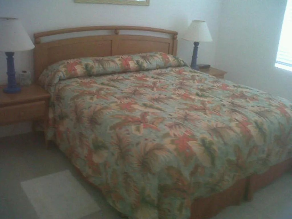 Castaways Cayman Beach Resort North Side  Grand Cayman